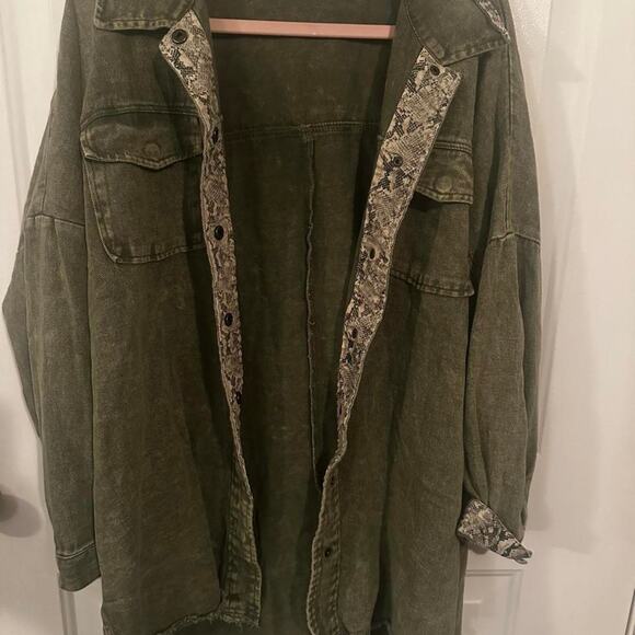 unbranded Jackets & Blazers - She + Sky Jacket Womens M Olive Green Utility Safari Snakeskin Trim Distressed
